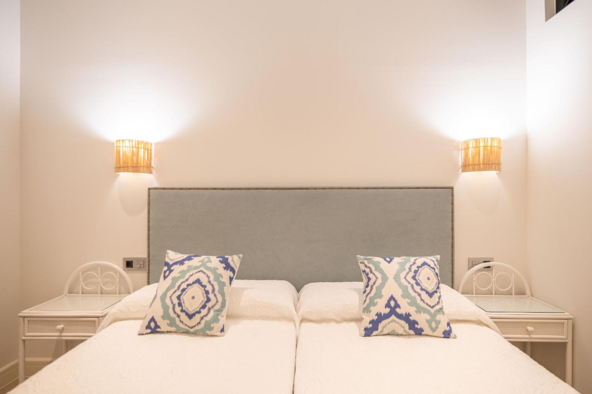 Reding & Center Apartment *