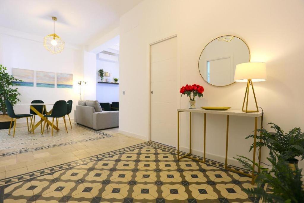 Apartamento Reding & Center *